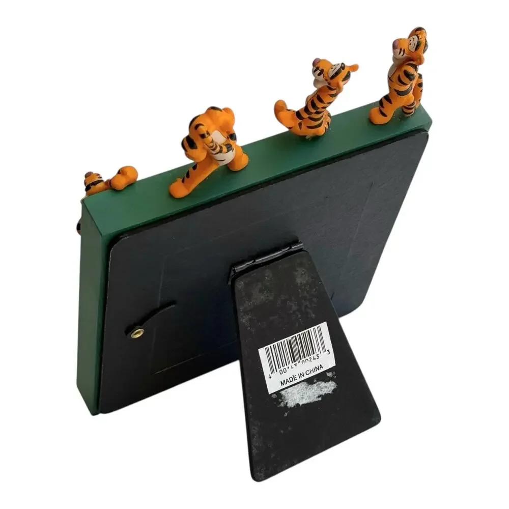 Disney Tigger Photo Frame Winnie the Pooh 3D Holds 3x3 Pictures Wdw 1993 Figural